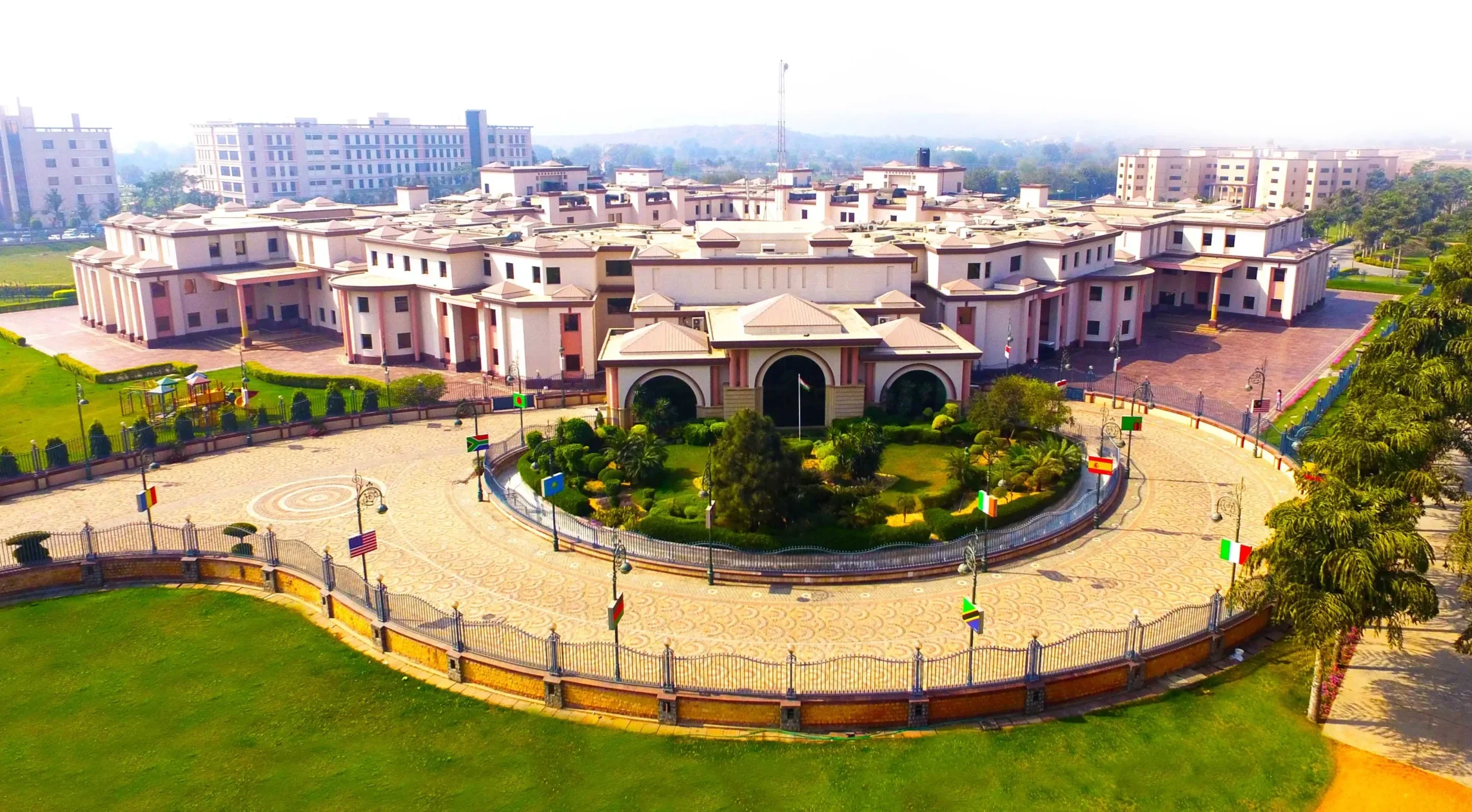 gd goenka high school image